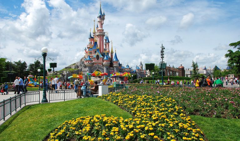 Todo lo Que Debes Saber Antes de Viajar a Disneyland París